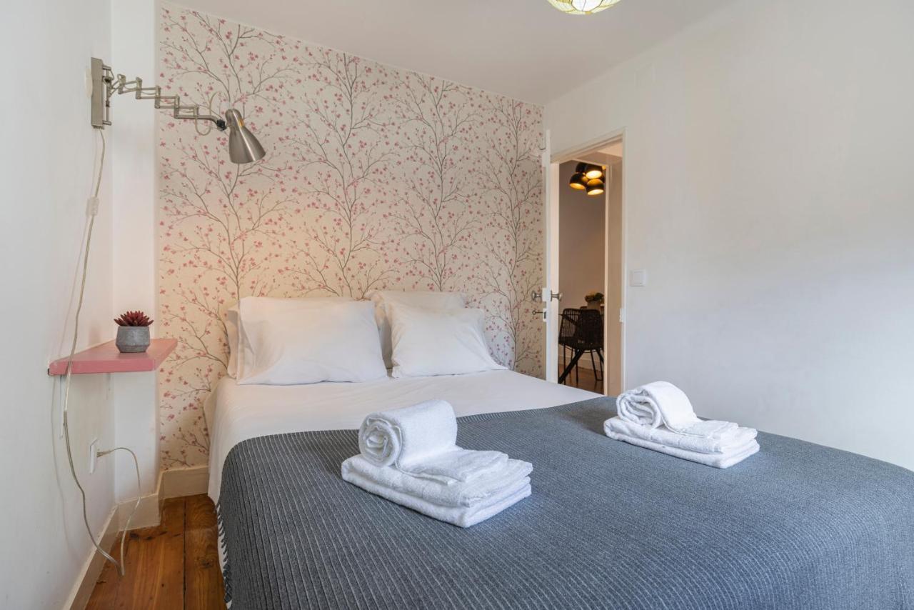 Alfama 2Bdr Duplex Apartment W/ Balcony By Lovelystay Lisboa Εξωτερικό φωτογραφία
