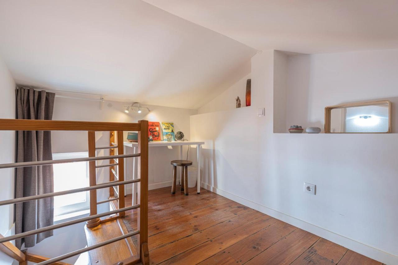 Alfama 2Bdr Duplex Apartment W/ Balcony By Lovelystay Lisboa Εξωτερικό φωτογραφία