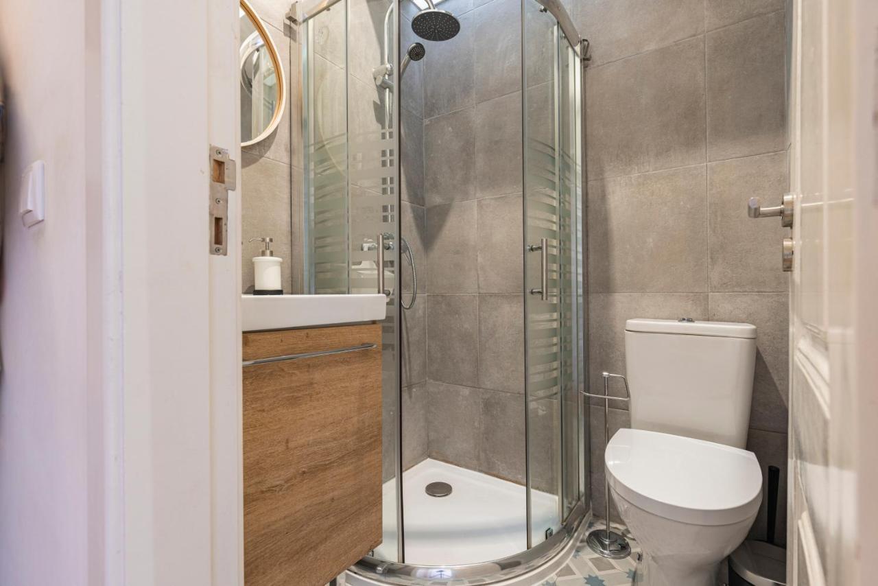 Alfama 2Bdr Duplex Apartment W/ Balcony By Lovelystay Lisboa Εξωτερικό φωτογραφία